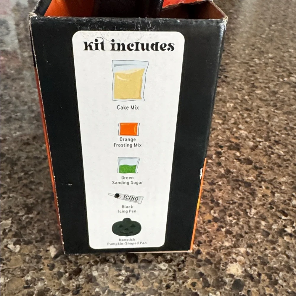 NEW Crafty Cooking Kits Jack-O'-Lantern Cake Pan